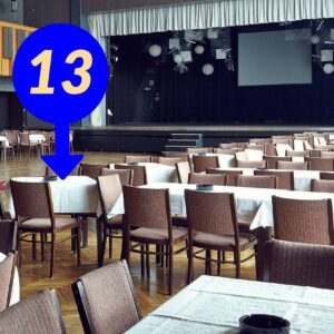 13 - Místo u stolu č.13